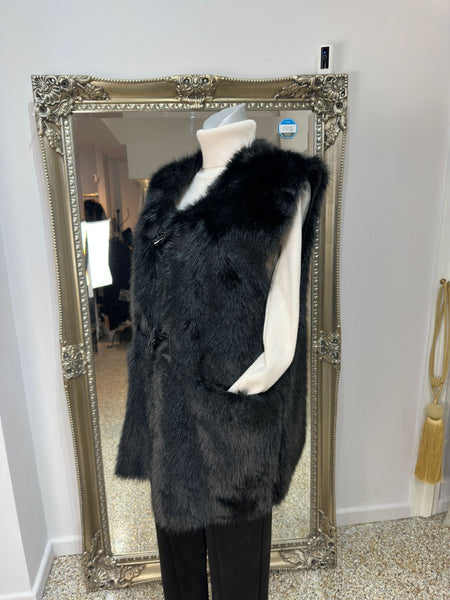 Malissa J Black Faux Fur Gilet With Toggle Fastening One Size