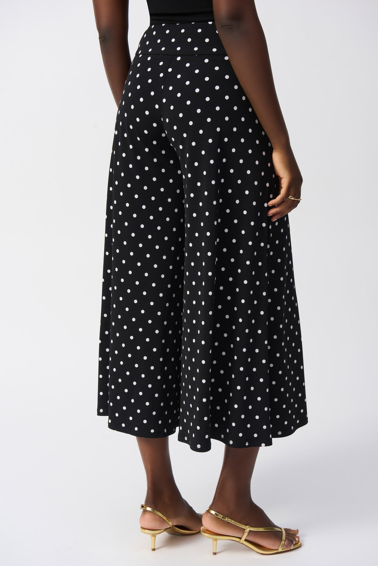 Joseph Ribkoff Silky Dot Print Pull-On Culotte Pants
251040 S/S 2025